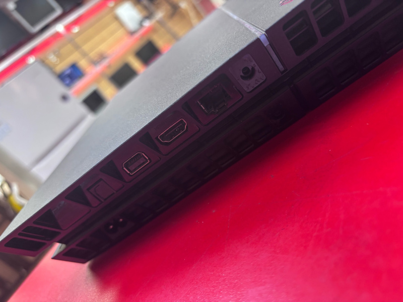 Игровая приставка Sony ps 4 fat