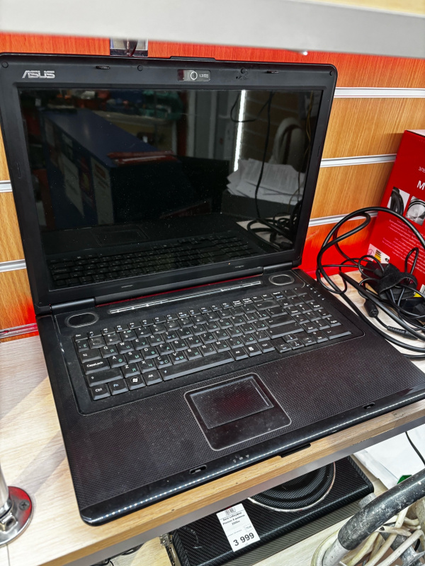 Ноутбук ASUS nn