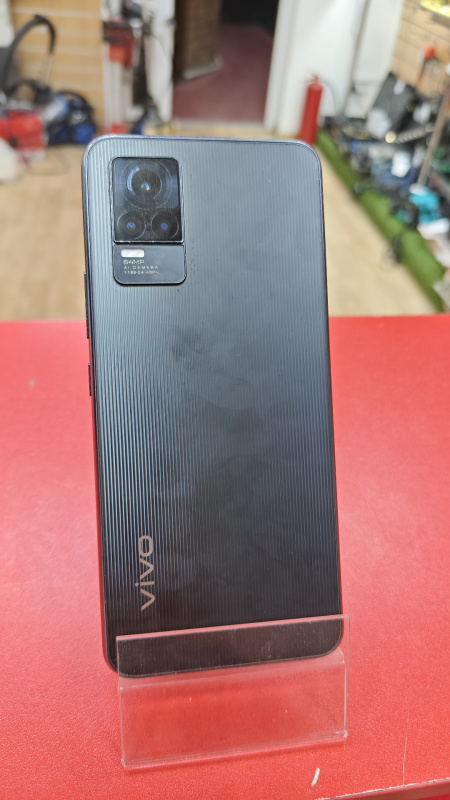 Мобильный телефон Vivo V21e